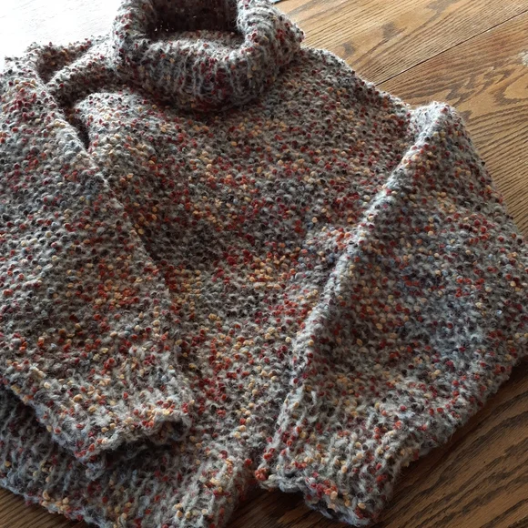 Chanky Sweater - Picture 4 of 6